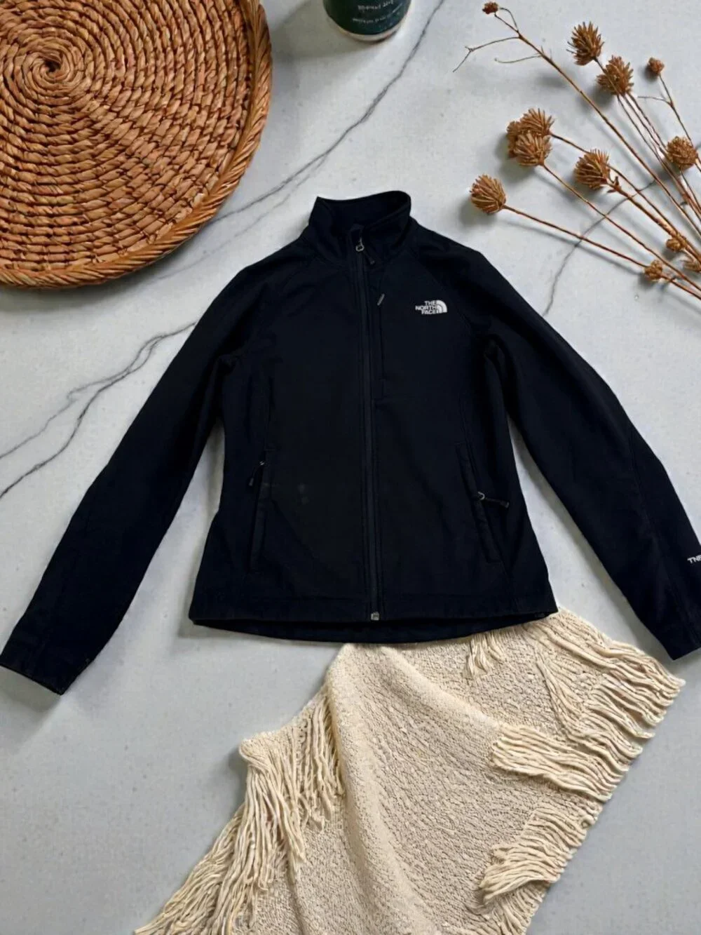 The North Face Women's Size Medium TNF Apex Softshell Black Jacket
